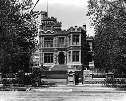 Rokeby, maison de Gault sur la rue Sherbrooke, Montréal, vers 1885, détruite en 1924.