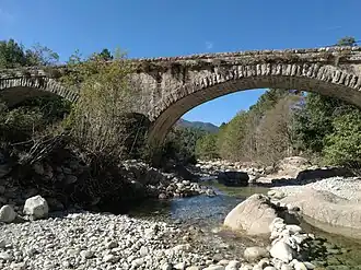 Le pont d'Azzana sur le Cruzzini.