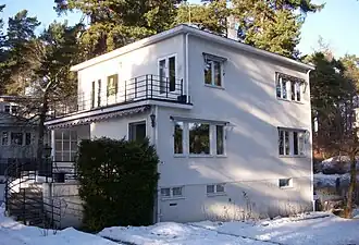 Ängbyhöjden 16.