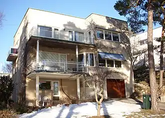 Ängbyhöjden 38.