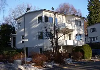 Ängbyhöjden 42.