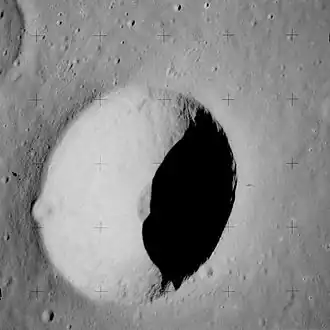 Image illustrative de l'article Ångström (cratère)