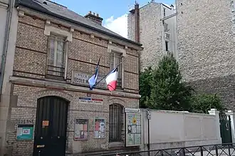 École maternelle au no&nbsp;48.