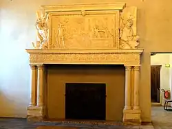 Diane et Actéon, la cheminée.