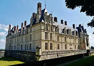 Écouen