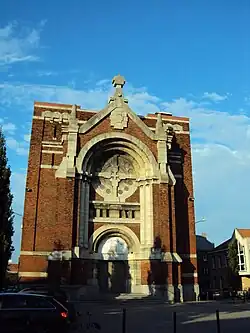 Facade avant ravalement