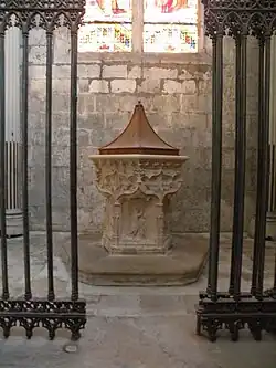 Fonts baptismaux.