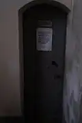 L'entrée de la crypte.