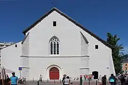 Façade de l'église.