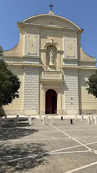 Église Saint-Michel.