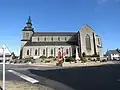 L'église Saint-Pierre-et-Saint-Paul.
