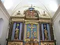 Retable monumental de la crucifixion de Jésus