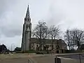 Église Saint-Pierre : vue extérieure d'ensemble.