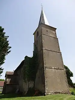 Le clocher.