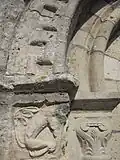 Détail de l'archivolte du portail.