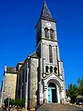 Église Saint-Pierre de Payrac (vue de la place Charles-de-Gaulle).