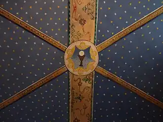 Plafond peint.