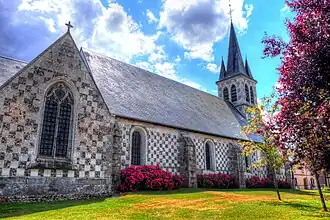 L'église de Thevray.