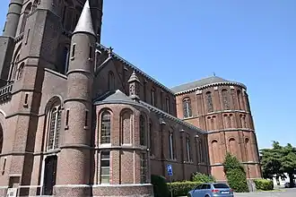 Église Saints-Cyr-et-Julitte de Seneffe (extérieur).