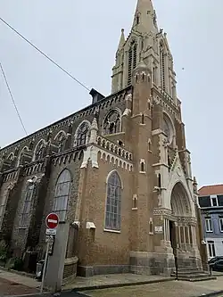 L'église du Sacré-Cœur.