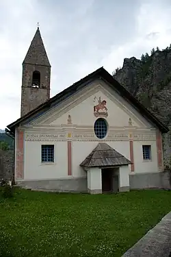 Entrée l'église.