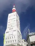 Émetteur du Mont Ventoux (Vaucluse, France) se trouvant à 1&nbsp;912&nbsp;mètres d'altitude. Puissance d'émission : 195&nbsp;kW