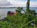 Épave du Bertina et vue sur la baie Mahault