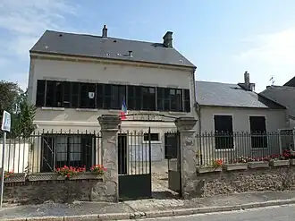 Épiais-Rhus
