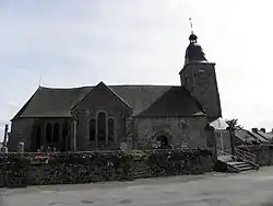 L'église Saint-Léonard d'Épiniac.