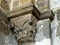 Bas-côté sud, chapiteau dans l'angle sud-est.