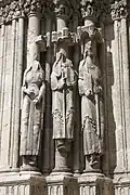 Statues-colonnes de gauche, dont Moïse.