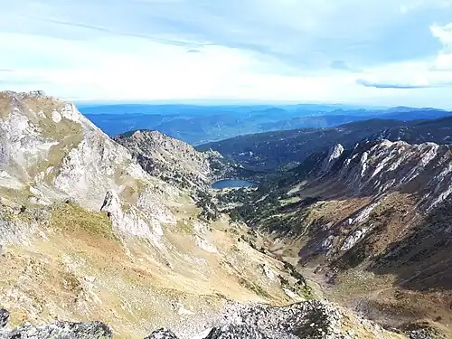 Étang de Laurenti et (à gauche) Roc Blanc