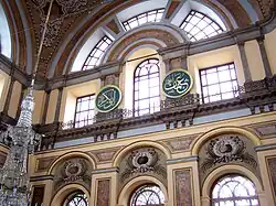 Intérieur.