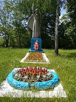 Mémorial aux soldats morts en 1943, classé.