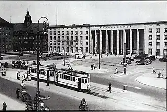 1944.