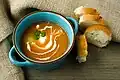 Soupe de courgette et yogourt.