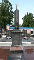 Tombe du général Gourtiev (1892-1943) dans le carré militaire