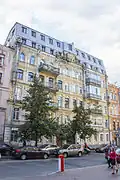 Lypynskogo 9: une façade similaire.