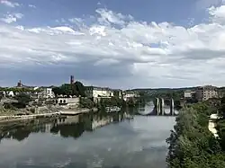 Le lot et la ville.