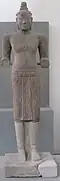 Shiva ascète. Mỹ Sơn, tour centrale du groupe C1. VIIIe&nbsp;siècle. H. 196&nbsp;cm Musée de Đà Nẵng