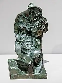 Maternité en creux, bronze, 1922, Musée Goya Castres