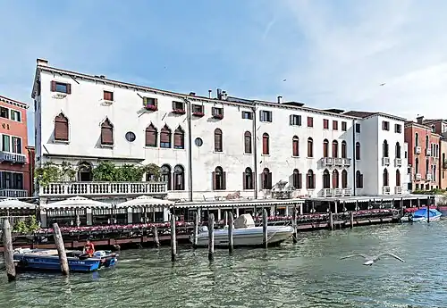 Palais Soranzo Calbo Crotta&nbsp;(it)