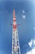 L'un des trois pylônes ondes longues diffusant le programme de RMC sur 216&nbsp;kHz avec une puissance de 1&nbsp;400 à 2&nbsp;000&nbsp;kW.