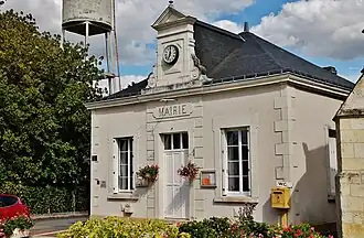 Luzé