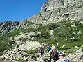 Sentier de montée au lac de Melo