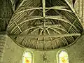 Chapelle Saint-Cado, détail de la charpente semi-circulaire qui daterait de 1650-1660.