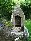 La fontaine de dévotion près de la chapelle Sainte-Brigitte.