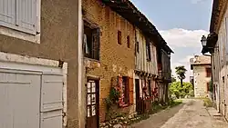 Vieilles maisons.