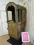 Chaise à porteurs ayant appartenu au nabab René Madec (XVIIIe&nbsp;siècle, musée départemental breton).