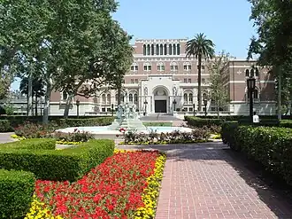 La bibliothèque-mémorial Edward L.&nbsp;Doheny&nbsp;Jr..